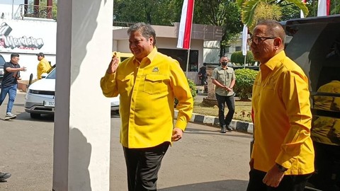 Ketua Umum Golkar Airlangga Hartarto tiba di Museum Proklamasi, Jakarta, Minggu (13/8/2023). Foto: Hedi/kumparan