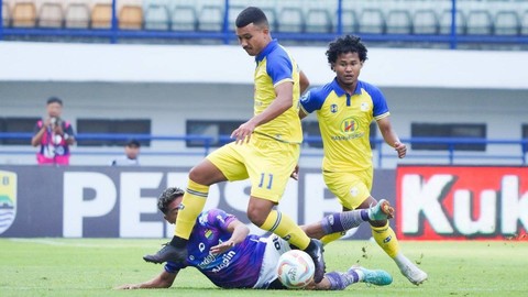 Pertandingan antara Persib melawan Barito Putera. Foto: Instagram/@psbaritoputeraofficial
