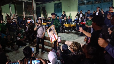 Anies Baswedan saat di Museum Wayang Kekayon, Banguntapan, Kabupaten Bantul, Minggu (13/8/2023). Foto: Arfiansyah Panji Purnandaru/kumparan