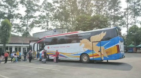 Suasana di terminal Poris Plawad Kota Tangerang. Foto: kumparan