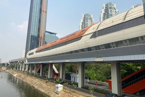 Transit Oriented Development (TOD) di kawasan Jakarta Selatan atau JPM (Jembatan Penyeberangan Multiguna) Dukuh Atas, Selasa (15/8).
Foto: Alfadillah/kumparan