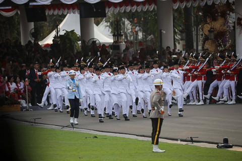Suasana Upacara Penurunan Bendera HUT ke-78 RI di Istana Merdeka, Jakarta, Kamis (17/8/2023). Foto: Aditia Noviansyah/kumparan