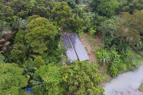 PT Bukit Asam Tbk (PTBA) telah menyelesaikan pembangunan Pembangkit Listrik Tenaga Surya (PLTS) untuk irigasi lahan pertanian di Desa Karang Raja, Muara Enim, Sumatera Selatan. Foto: Dok. PTBA