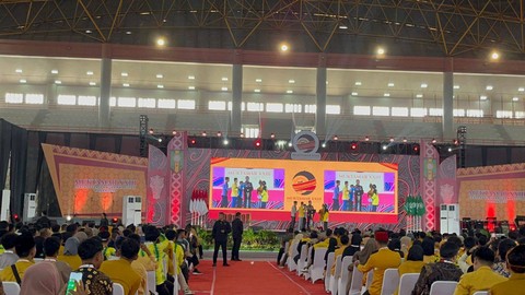 Presiden Jokowi resmi membuka Muktamar IPM XXIII di Gedung Serbaguna Pemprov Sumut. Foto: Tri Vosa/kumparan