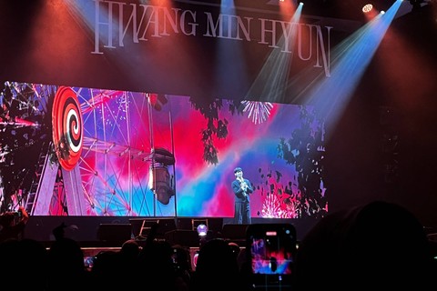 Hwang Min Hyun menggelar mini konser bertajuk 'Unveil' in Jakarta di The Kasablanka Hall, Jakarta, Sabtu (19/8/2023). Foto: Nurlaela/kumparan