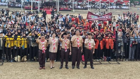 Otoritas Jasa Keuangan dan Lembaga Penjamin Simpanan dalam acara Kreasi Bangkit 2023 di Buperta Cibubur, Minggu (20/8/2023). Foto: Ave Airiza Gunanto/kumparan