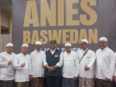 Bacapres dari Koalisi Perubahan Anies Baswedan dalam temu relawan se Jawa Tengah di Semarang. Foto: Intan Alliva/kumparan