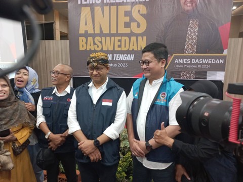 Bacapres dari Koalisi Perubahan Anies Baswedan dalam temu relawan se Jawa Tengah di Semarang. Foto: Intan Alliva/kumparan