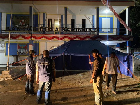 Tenda medis yang didirikan di Kantor Desa Sarimukti untuk korban kebakaran. Foto: Dok. Istimewa