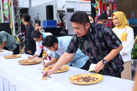 Gubernur Sumsel, Herman Deru, saat hadir di Festival Rempah. (ist)