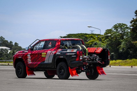 All new Mitsubishi Triton berlaga di AXCR 2023. Foto: dok. Mitsubishi