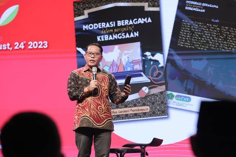Dirjen Bimas Islam Kemenag Kamaruddin Amin menjadi pembicara di 2nd International Conference on Religious Moderation (ICROM) di Yogyakarta, Kamis (24/8) hingga Sabtu (26/8/2023). Foto: Dok. Kemenag RI