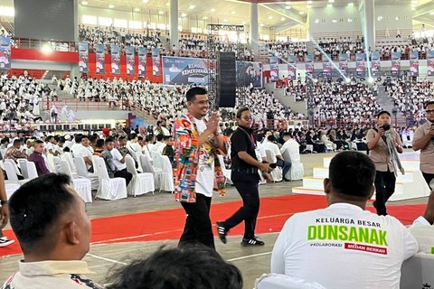 Rembuk nasional relawan Bobby Nasution di Medan, Minggu (27/8/2023).  Foto: Tri Vosa/kumparan