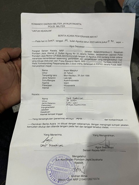 Surat keterangan penyerahan jenazah Imam Masykur, warga Aceh yang diduga disiksa oknum Paspampres. Foto: Dok. Istimewa