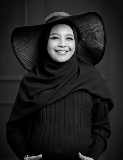 Ilustrasi seorang wanita yang sedang hamil 7 bulan (mitoni). Sumber foto dari Pexels.com