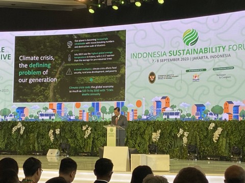 Menko Bidang Maritim dan Investasi Luhut Binsar Pandjaitan, dalam sambutan Indonesia Sustainability Forum (ISF), Jakarta, Kamis (7/9). Foto: Alfadillah/kumparan