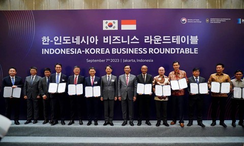 Indonesia-Korea Business Roundtable dalam rangkaian KTT ke-43 ASEAN, Kamis (8/9/2023). Foto: IRT