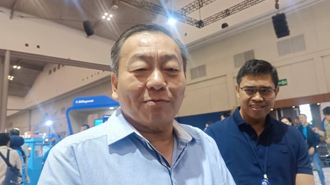 Direktur PT Bank Central Asia Tbk atau BCA Santoso dalam BCA Expo 2023 di ICE BSD, Jumat (8/9/2023). Foto: Ghinaa Rahmatika/kumparan