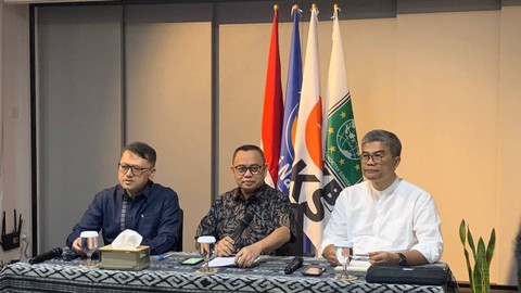 Jubir Anies Baswedan, Sudirman Said, menyampaikan perkembangan koalisi dan agenda ke depan, Jumat (8/9/2023). Foto: Paulina Herasmaranindar/kumparan