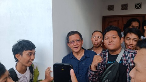 Rocky Gerung usai mengisi diskusi di Kabupaten Sleman, DI Yogyakarta, Jumat (8/9/2023). Foto: Arfiansyah Panji Purnandaru/kumparan