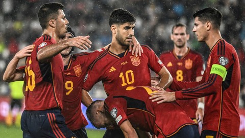 Suasana laga Georgia vs Spanyol dalam kualifikasi Euro (Piala Eropa) 2024 di Boris Paichadze Dinamo Arena pada 8 September 2023. Foto: Vano SHLAMOV / AFP