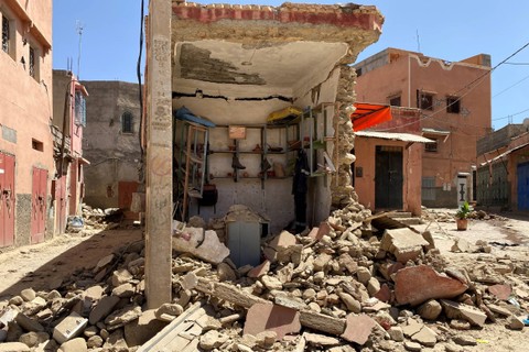 Kondisi kerusakan pasca gempa bumi dahsyat di Amizmiz, Maroko, Sabtu (9/9/2023). Foto: Abdelhak Balhaki/REUTERS
