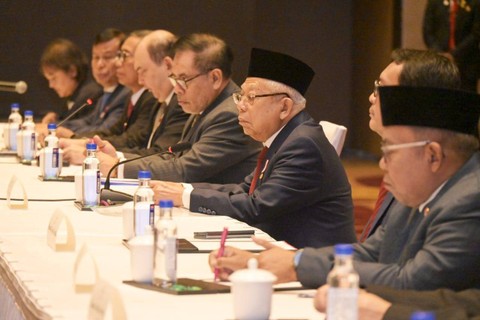 Wakil Presiden Ma'ruf Amin bertemu dengan 10 pengusaha China di Fujian, Jumat (15/9/2023). Foto: Dok. BPMI Setwapres