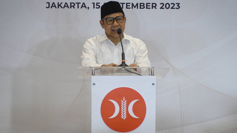 Bakal calon wakil presiden Muhaimin Iskandar menyampaikan pidato usai Rapat Majelis Syuro PKS di kantor DPP PKS, Pasar Minggu, Jakarta, Jumat (15/9). Foto: ANTARA FOTO/Aditya Pradana Putra