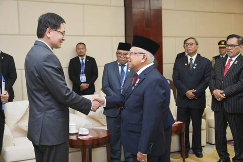 Wapres Ma'ruf Amin bertemu Gubernur Daerah Otonomi Guangxi Zhuang, Lan Tianli. Foto: wapresri.go.id