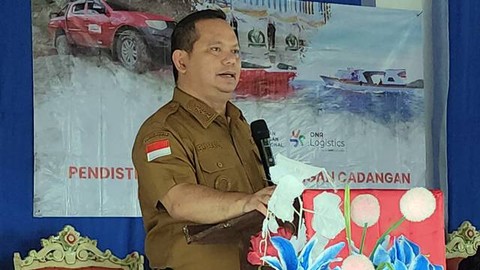 Bupati Kepulauan Talaud, Elly Engelbert Lasut