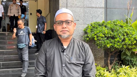 Muhammad Kharisma, pemilik kontrakan yang dipakai sebagai studio syuting film porno di Jati Padang, Pasar Minggu. Foto: Thomas Bosco/kumparan