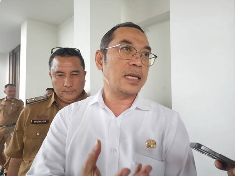 Kepala Dinas Kehutanan Provinsi Lampung, Yanyan Ruchyansyah saat diwawancarai. | Foto : Galih Prihantoro/ Lampung Geh