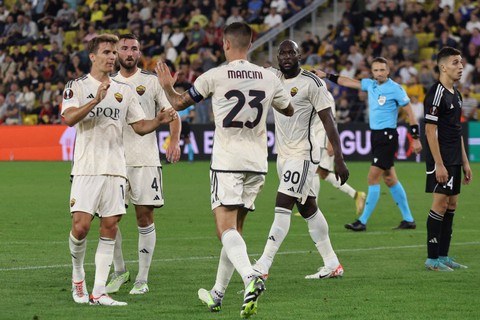 Sheriff Tiraspol vs AS Roma dalam laga pertama Grup G Liga Europa 2023/24 di Arena Sheriff, Tiraspol, pada 21 September 2023. Foto: STRINGER / AFP