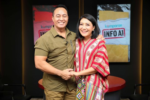 Wakil Ketua TPN Ganjar Pranowo, Andika Perkasa, bersama istrinya Diah Erwiany, tiba di kantor kumparan, Jumat (22/9/2023). Foto: Aditia Noviansyah/kumparan