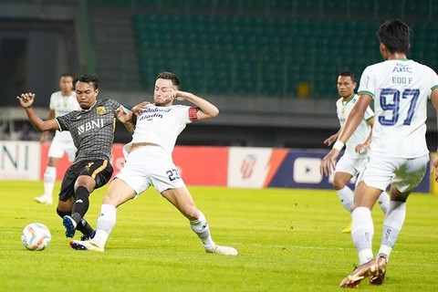 Bhayangkara FC vs Persib di Liga 1, Sabtu (23/9/2023). Foto: Instagram/@bhayangkarafc