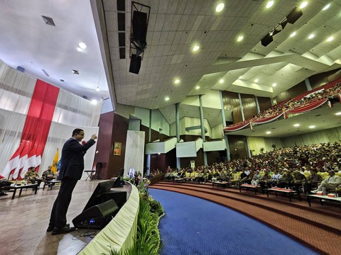 Bacapres Anies Baswedan menjadi pembicara tunggal dalam diskusi bertajuk 'Unhas Indonesian's Leaders Talk Anies Baswedan', di Universitas Hasanuddin (Unhas) Makassar, Minggu (24/9). Foto: Dok. Istimewa