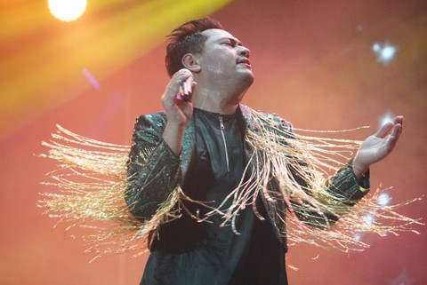 Penyanyi dangdut King Nassar saat tampil pada Pestapora 2023 di JIExpo Kemayoran, Jakarta, Minggu (24/9/2023).   Foto: Iqbal Firdaus/kumparan