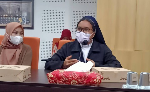 Kisah Margaretha, Biarawati Asal NTT yang Kuliah di Kampus NU Surabaya
