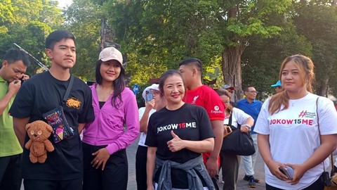 Ketum PSI Kaesang Pangarep mengunjungi Car Free Day (CFD) di Lapangan Renon, Kota Denpasar, Minggu (1/10/2023).  Foto: Denita BR Matondang/kumparan