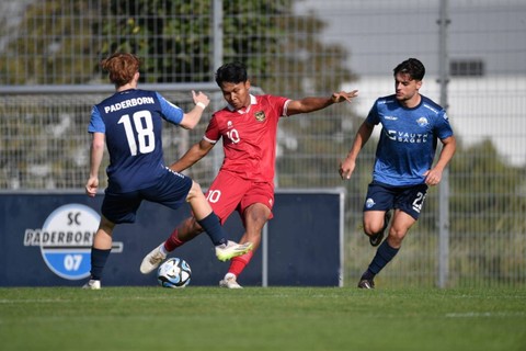 Timnas U-17 Indonesia melawan SC Paderborn Youth (U-17 dan U-19) di laga uji coba kedua di Jerman pada Senin (2/10/2023). Foto: Dok. PSSI