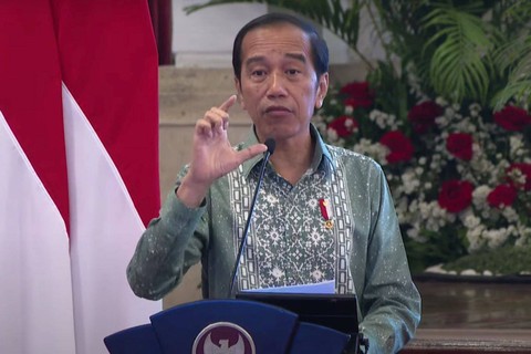 Presiden Jokowi memberi arahan kepada peserta PPSA XXIV dan Alumni PPRA LXV 2023 Lemhannas RI di Istana Negara, Rabu (4/10/2023). Foto: Youtube/Sekretariat Presiden