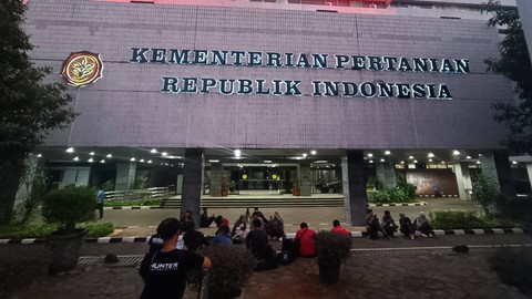 Suasana Kantor Kementerian Pertanian Kamis (5/10/2023) sekitar pukul 17.56 WIB terpantau belum terlihat Eselon I Kementan. Foto: Akbar Maulana/kumparan