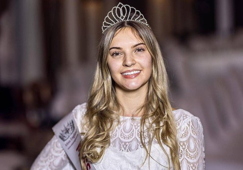 Pemenang Miss London 2023, Natasha Beresford. Dok. Instagram/@missenglandlimited