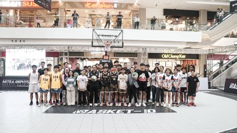 Ajang Road to 3x3 Indonesian League digelar di Green Sedayu Mall, Jakarta, pada Sabtu (7/10). Turnamen ini digelar sebagai test event Liga Basket 3x3 perdana di Indonesia. Foto: Basket ID