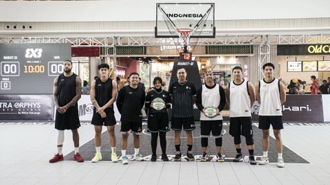 Ajang Road to 3x3 Indonesian League digelar di Green Sedayu Mall, Jakarta, pada Sabtu (7/10). Turnamen ini digelar sebagai test event Liga Basket 3x3 perdana di Indonesia. Foto: Basket ID