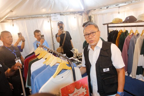 Ketua Umum Partai Amanat Nasional (PAN) Zulkifli Hasa Zulhas menghadiri PAN x Jakcloth di Semarang, Sabtu 7/10) malam. Foto: Dok. Istimewa