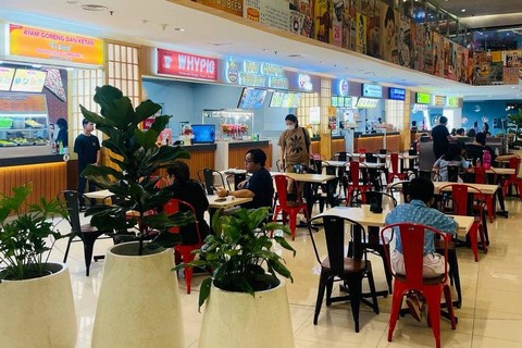 Pluit Village baru saja meresmikan pembukaan food court terbaru bertemakan "Hawkers Street", Sabtu (7/10). Foto: Dok. Istimewa