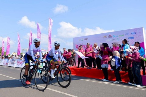 Pembukaan Tour of Kemala 2023, ajang balap sepeda nasional yang dihelat di Banyuwangi dan diselenggarakan oleh Kemala Bhayangkari dan PB Ikatan Sepeda Sport Indonesia (ISSI), 7-8 Oktober). Foto: Dok. Istimewa