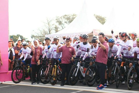 Pembukaan Tour of Kemala 2023, ajang balap sepeda nasional yang dihelat di Banyuwangi dan diselenggarakan oleh Kemala Bhayangkari dan PB Ikatan Sepeda Sport Indonesia (ISSI), 7-8 Oktober). Foto: Dok. Istimewa