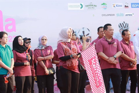 Pembukaan Tour of Kemala 2023, ajang balap sepeda nasional yang dihelat di Banyuwangi dan diselenggarakan oleh Kemala Bhayangkari dan PB Ikatan Sepeda Sport Indonesia (ISSI), 7-8 Oktober). Foto: Dok. Istimewa